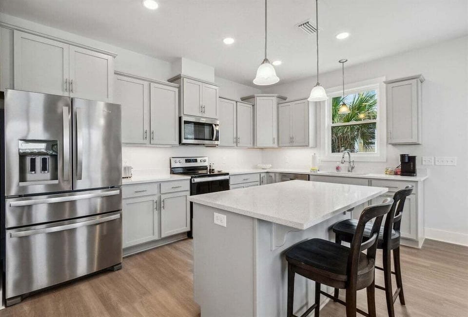 Modern Kitchen Amenities