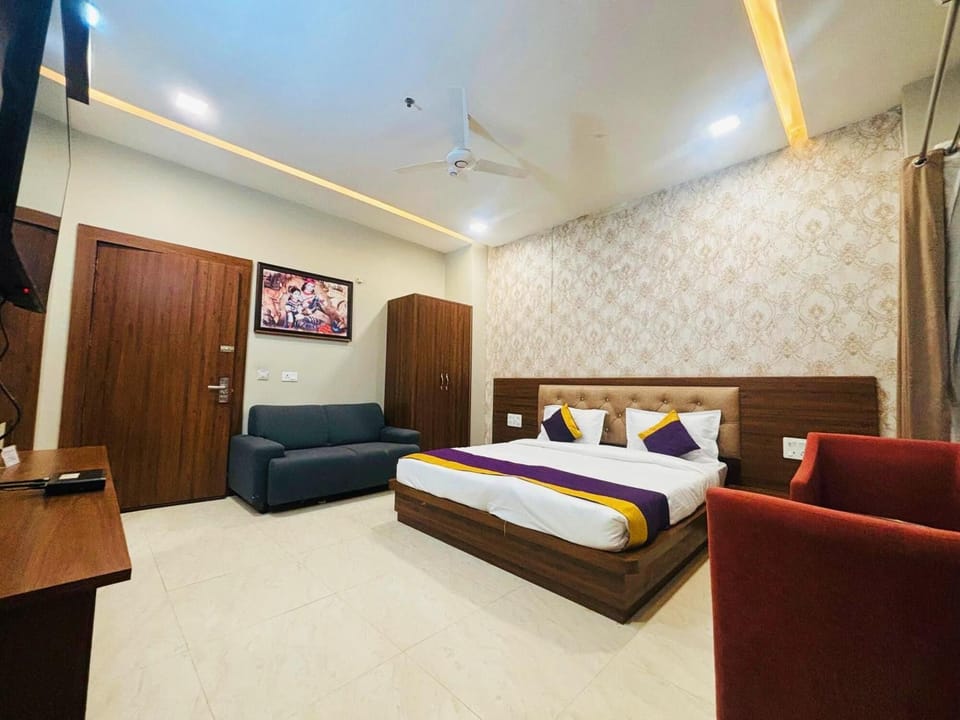 Executive Room | Blackout drapes, soundproofing, free WiFi