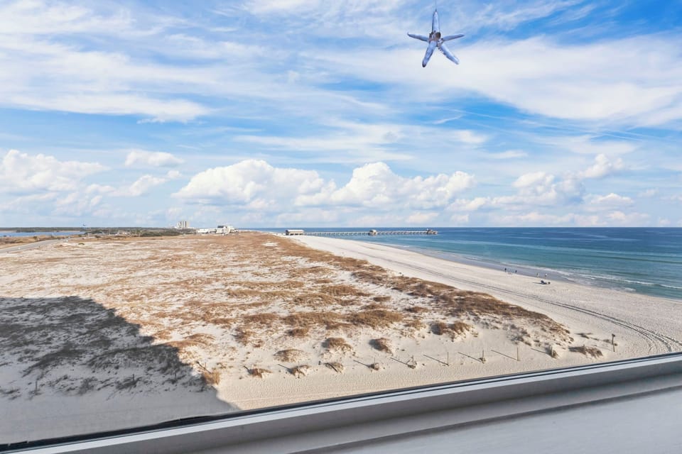 Royal Palms 601 Gulf views from the bedroom