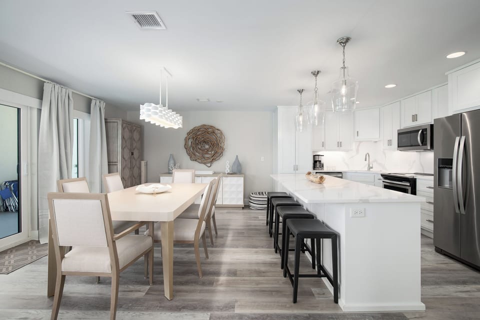 Dining Table w/ 6 Chairs and Kitchen Island Seating