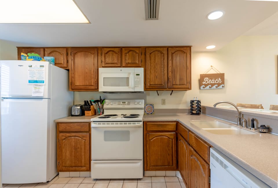 Fully stocked kitchen
