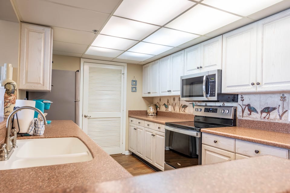 Fully stocked kitchen
