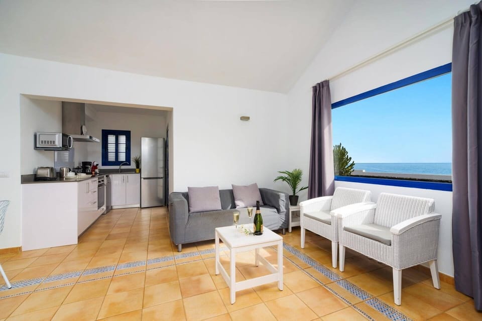 Villa Seasol 1 image