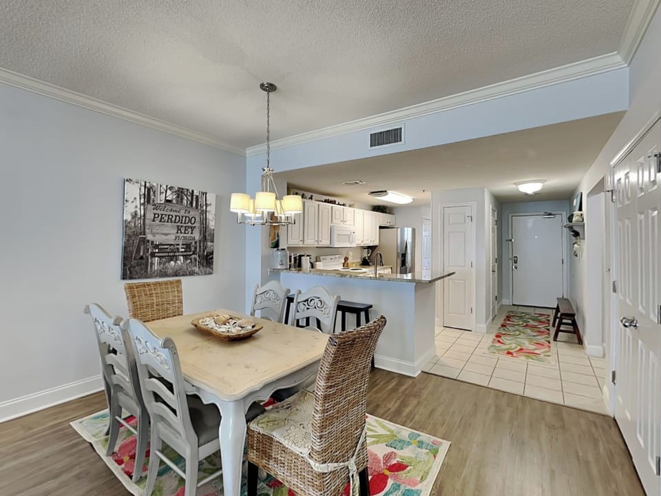 Dining Area - Table for Six and Bar Seating