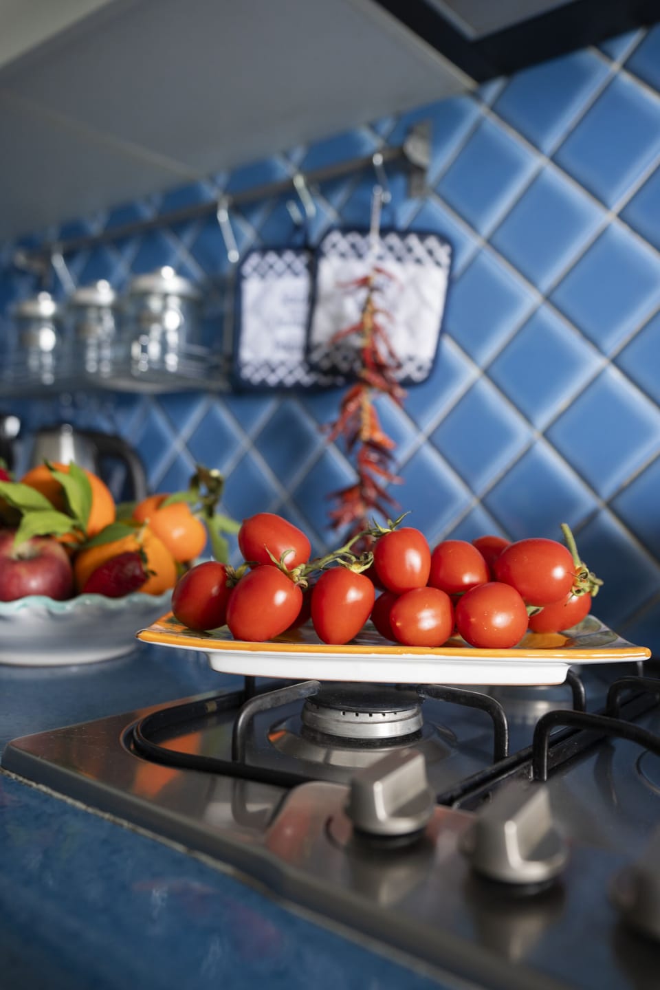 Apartment, Terrace, Sea View | Private kitchen | Full-size fridge, microwave, stovetop, cookware/dishes/utensils