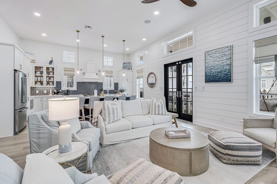 House (5 Bedrooms) | Interior