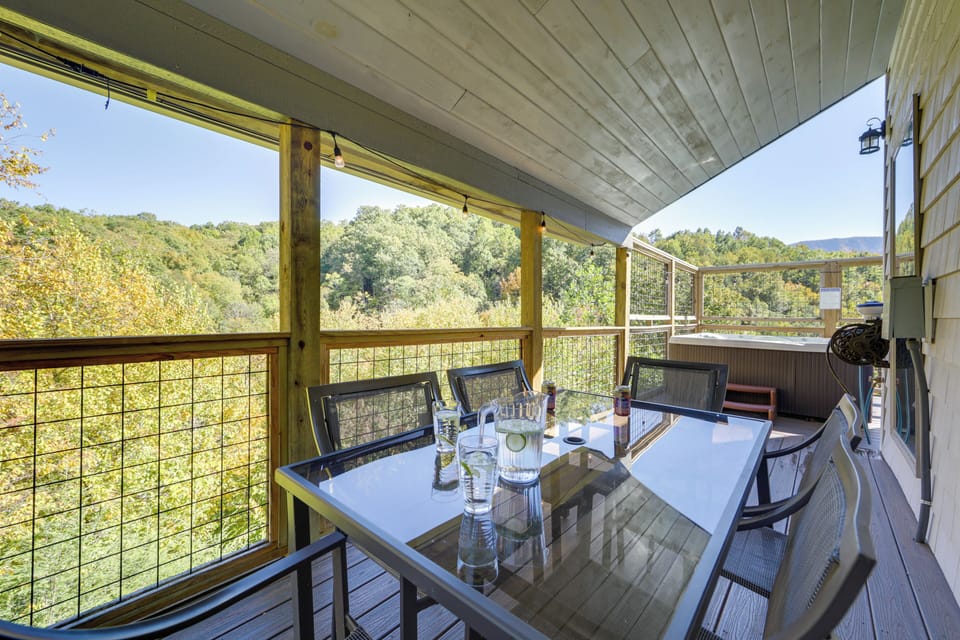 Outdoor Dining Area