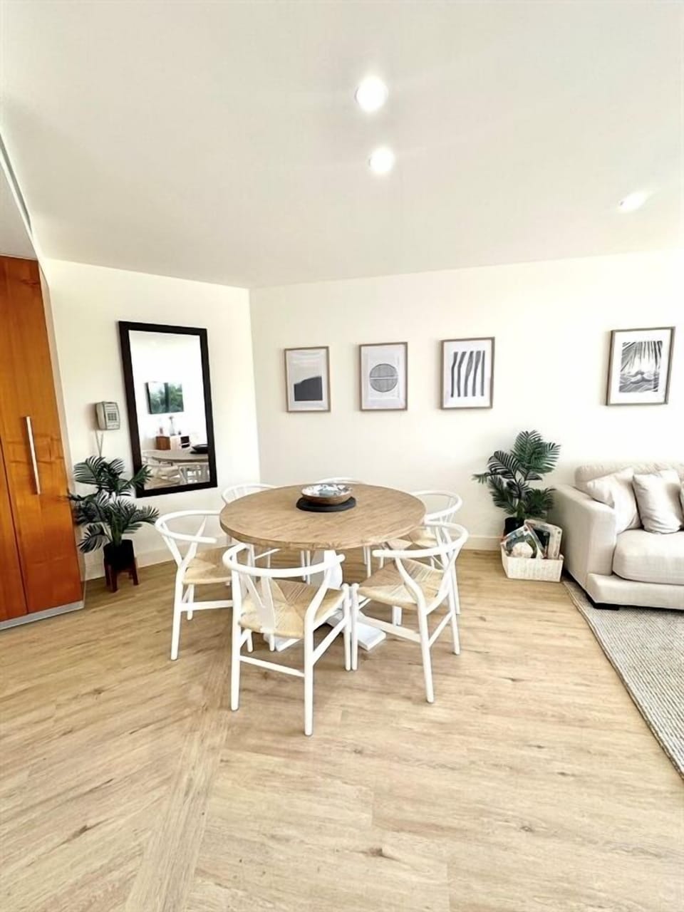 Dining Room_CB28