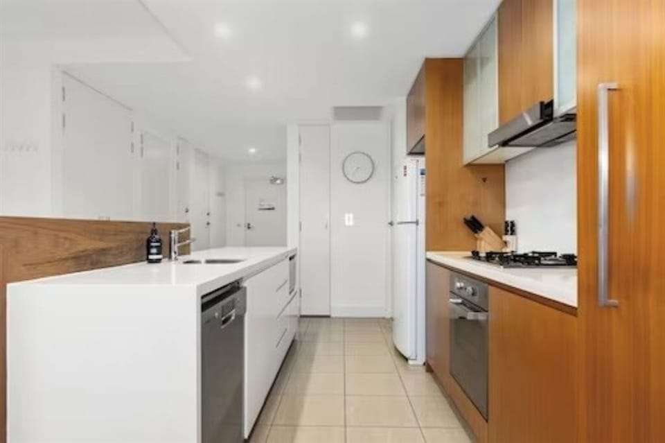 Kitchen 2
