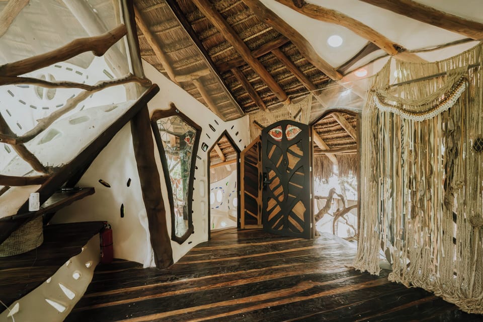 Design Tree House, Garden Area | 3 bedrooms, WiFi (free)