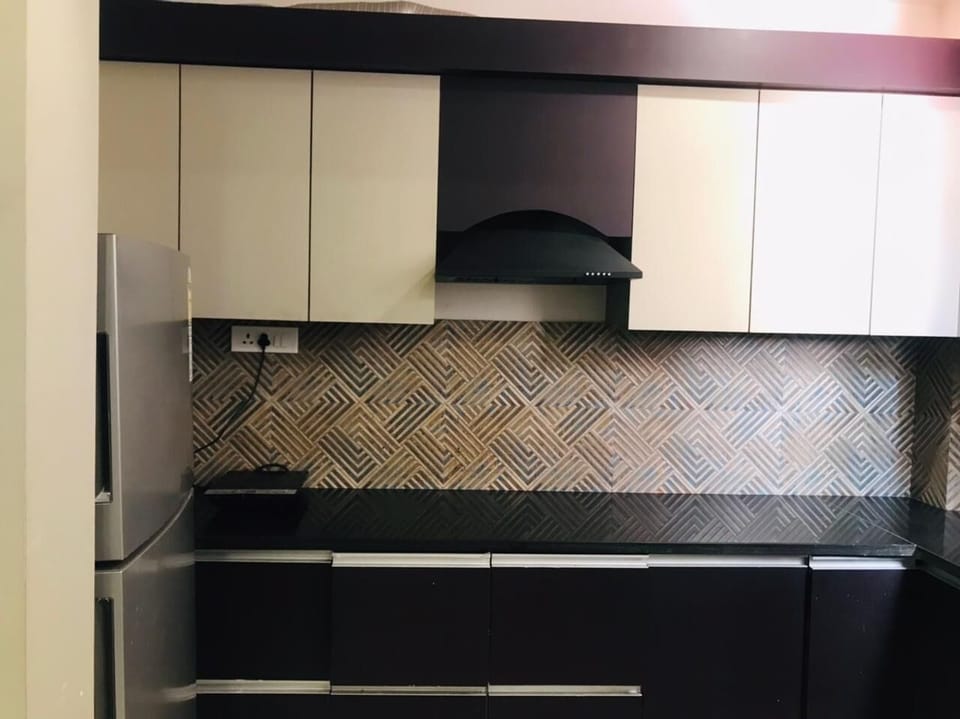 Apartment, 2 Bedrooms, Smoking, Balcony | Interior