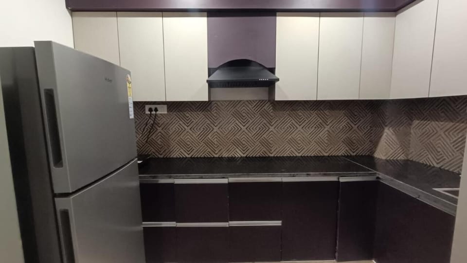 Apartment, 2 Bedrooms, Smoking, Balcony | Private kitchen