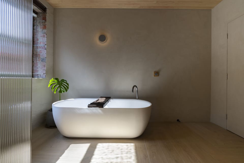 Deluxe Apartment, 2 Bedrooms, Private Bathroom | Bathroom | Hair dryer