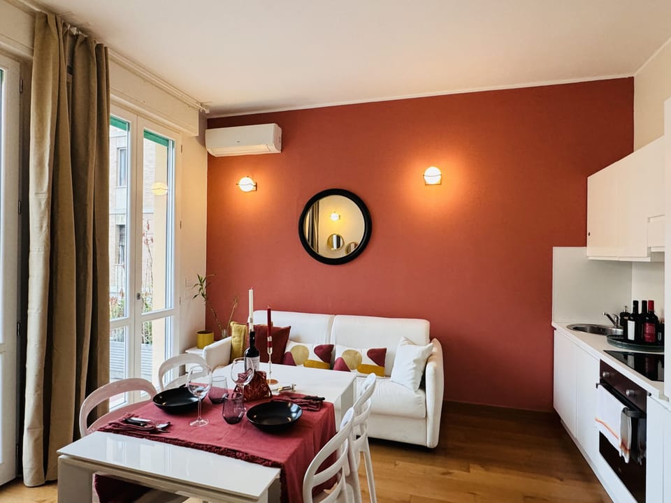 Premium Studio | Living area | Flat-screen TV