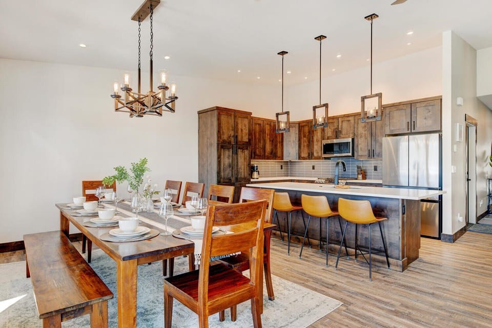 Enjoy A Family Dinner In Your Private Space