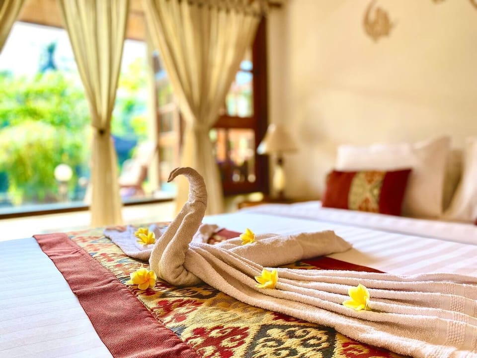 Deluxe Double Room, Non Smoking, Garden View | Individually furnished, desk, laptop workspace, free WiFi