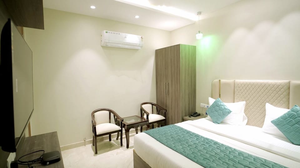 Deluxe Room | Free WiFi