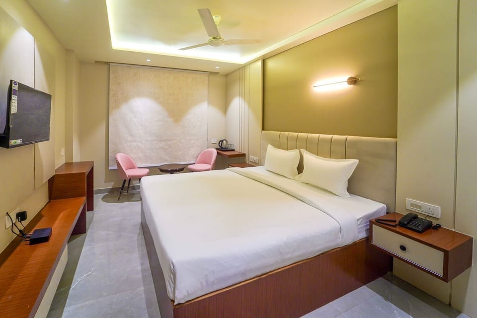 Deluxe Double Room | Free WiFi
