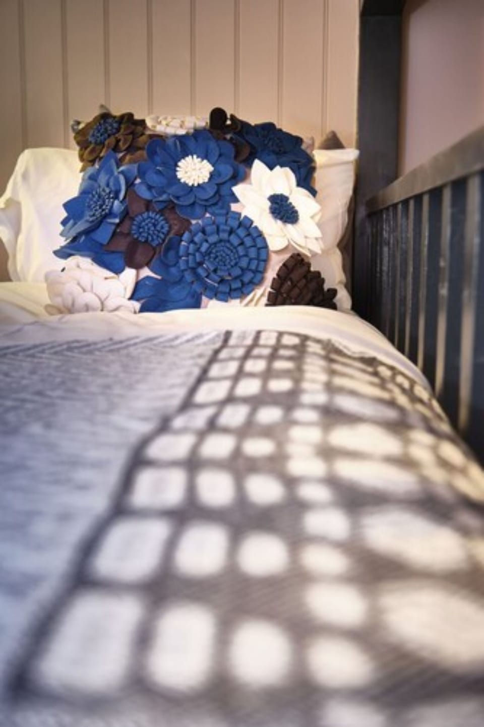 Family Suite | Hypo-allergenic bedding available, desk, iron/ironing board (on request)