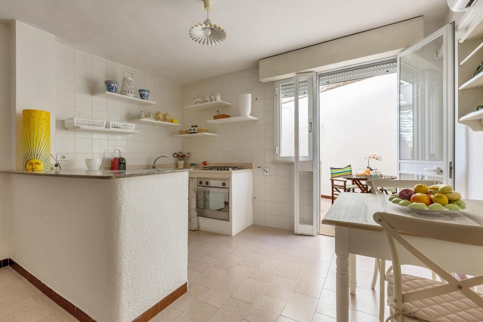 Studio | Private kitchen | Espresso maker