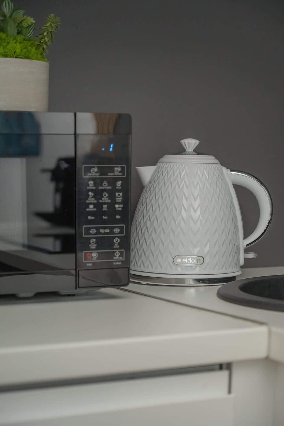 Microwave