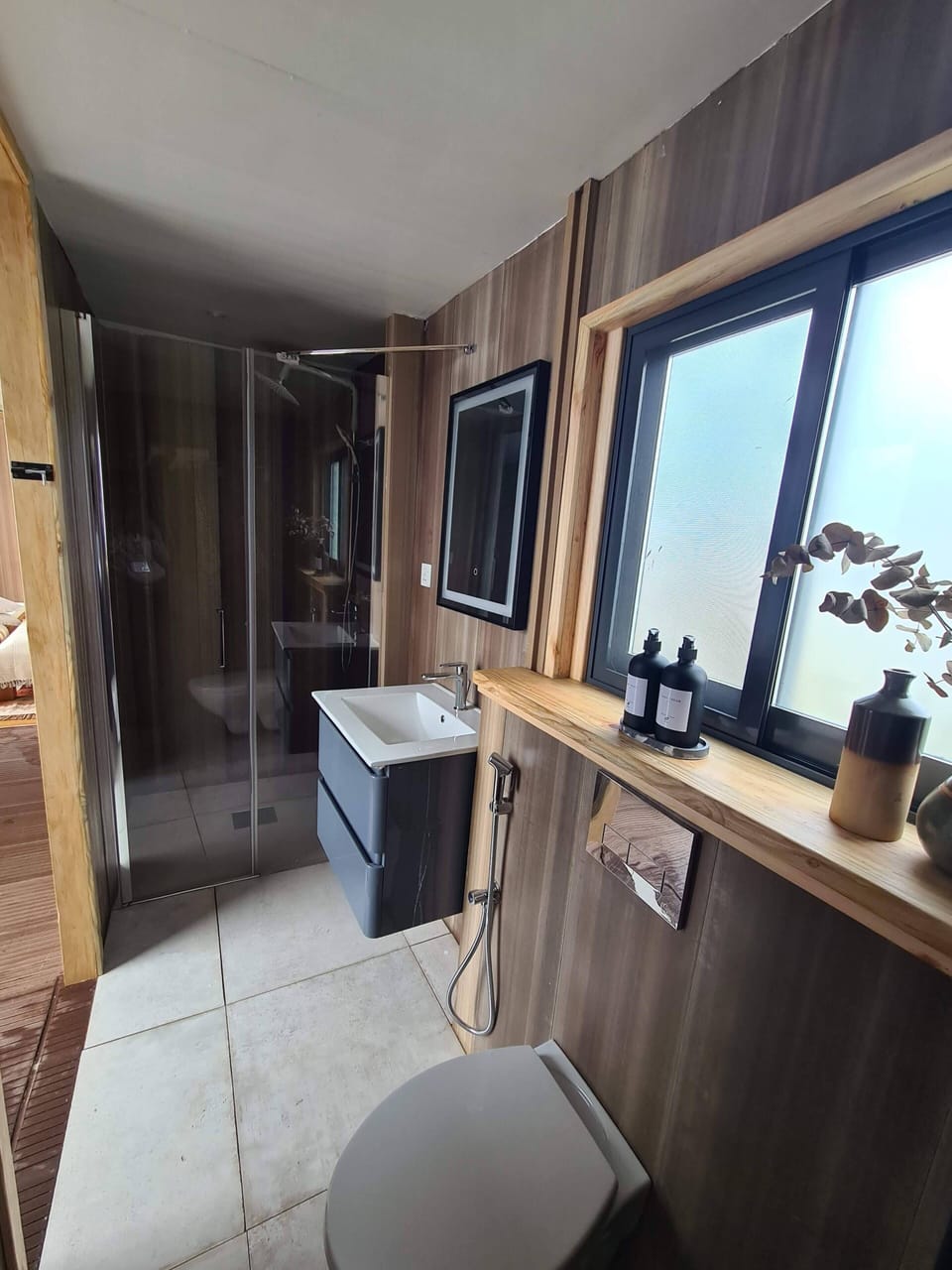 Classic Bungalow, 2 Bedrooms, Patio | Bathroom | Shower, bathrobes, towels, soap