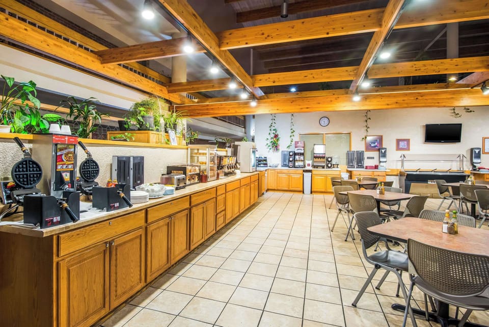 Free daily full breakfast