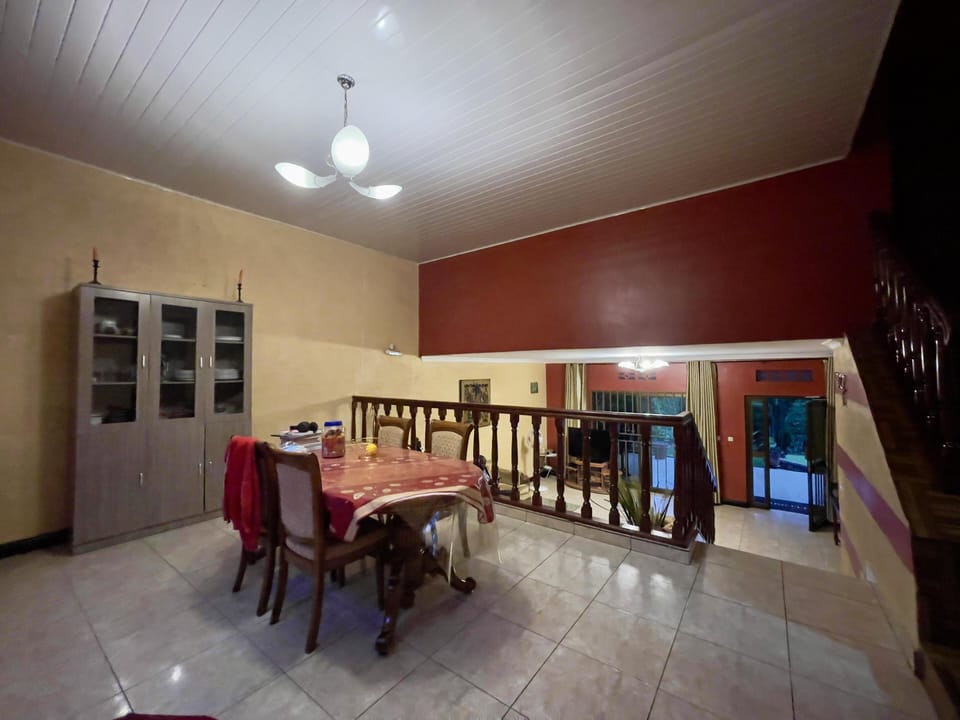 House | Dining