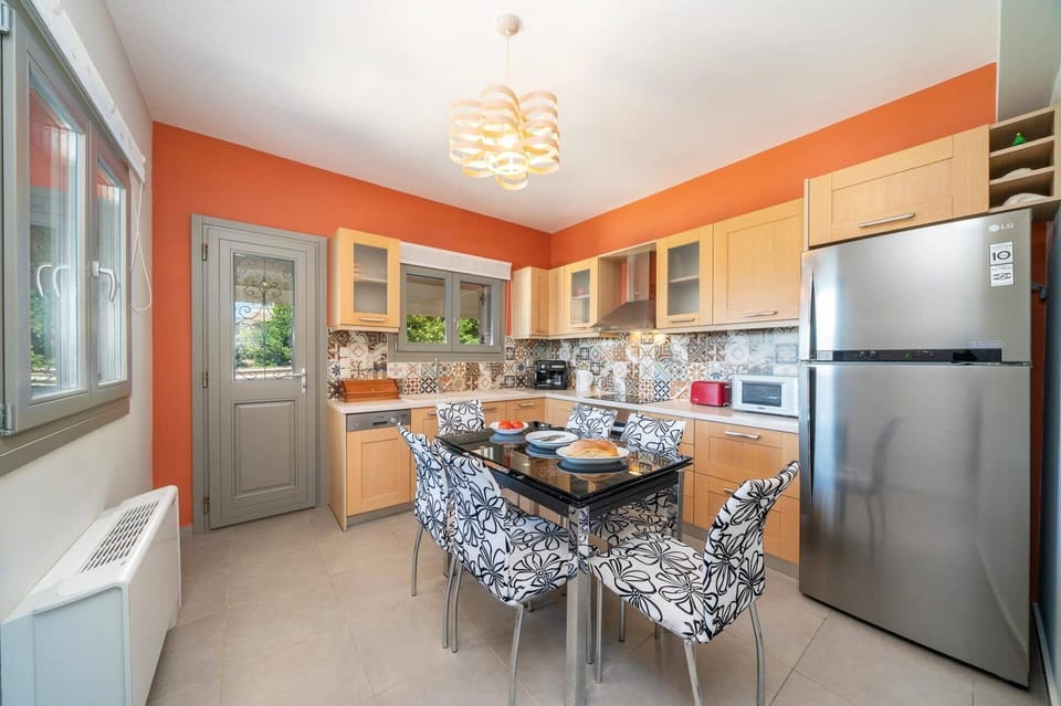 Villa Amore Sunrise image