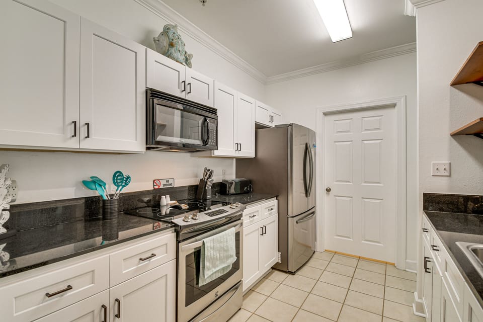 Kitchen | Cooking Basics | Knife Set | Drip Coffee Maker | Blender
