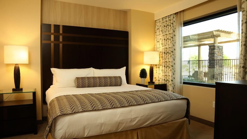 Individually furnished, iron/ironing board, free WiFi