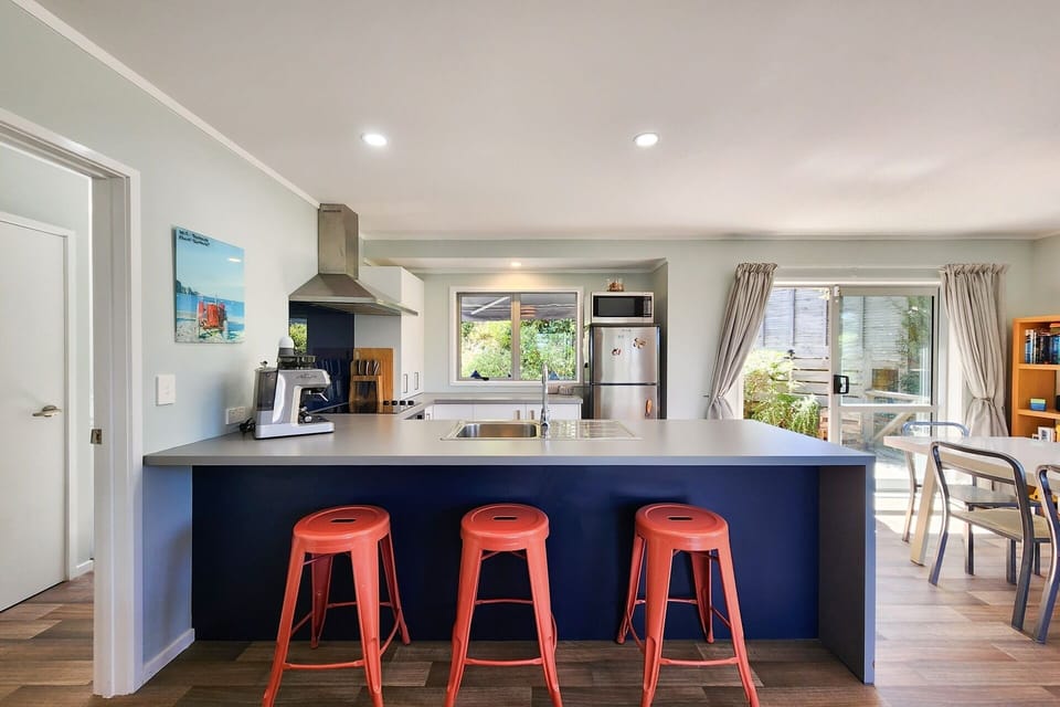 Kitchen Bar