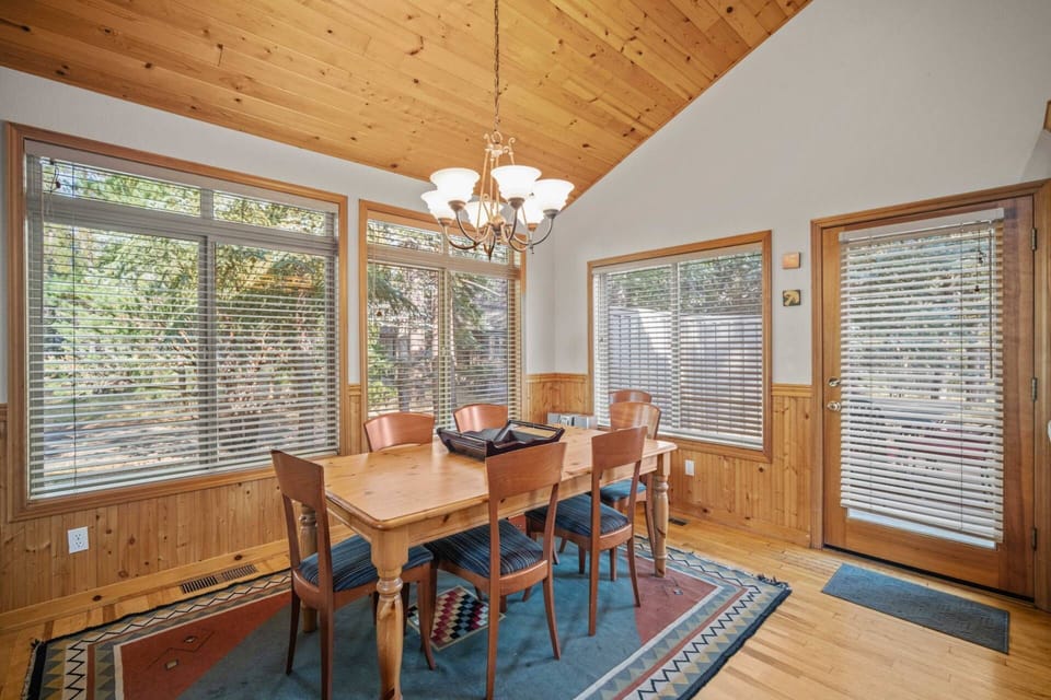 Share a meal, play some cards or just sip your favorite beverage at the dining table.