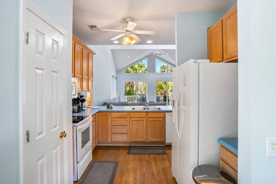 Spacious Kitchen