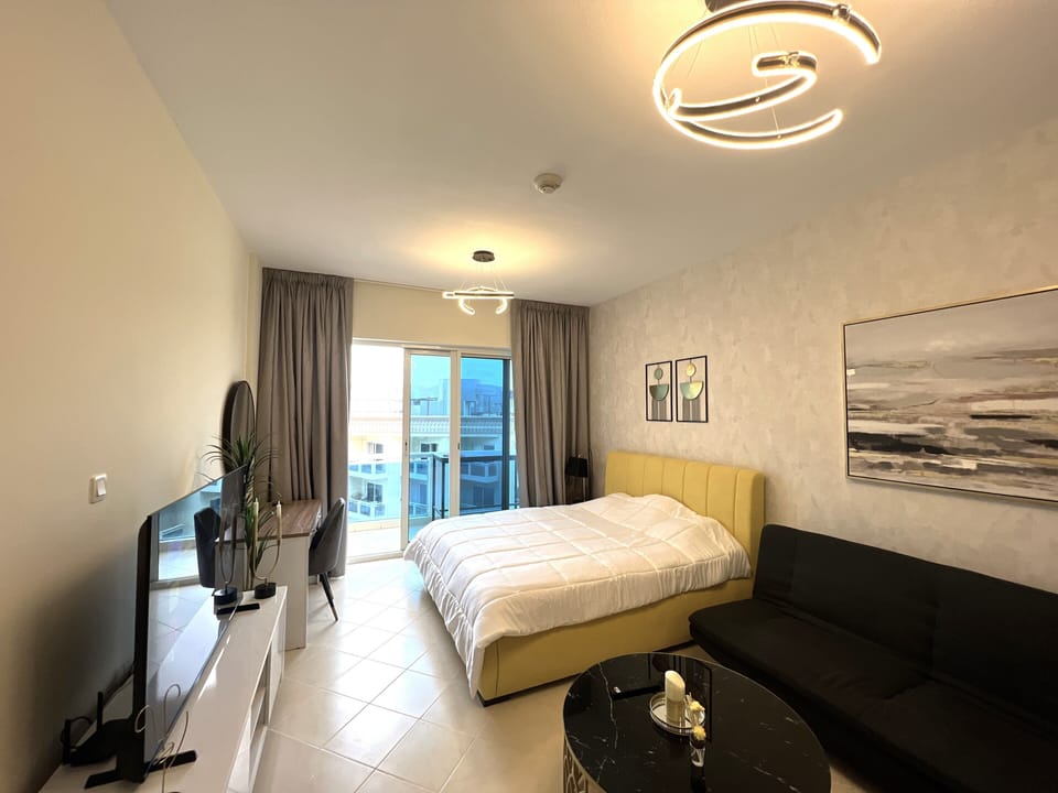 Design Apartment | 1 bedroom, premium bedding, pillowtop beds, in-room safe