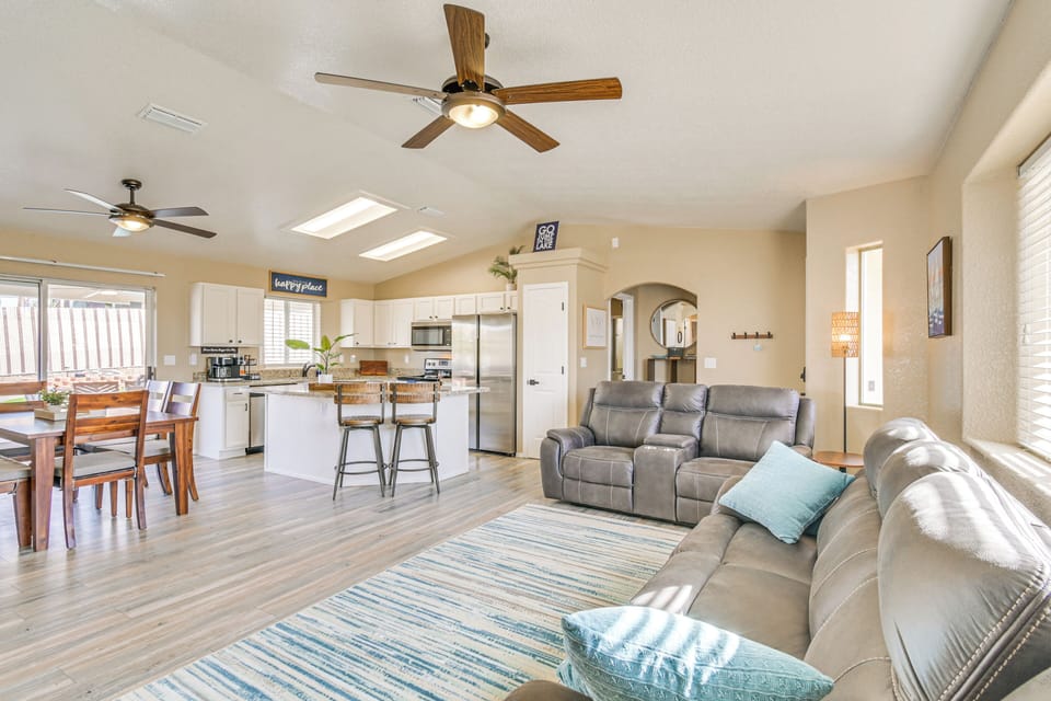House (3 Bedrooms) | Interior
