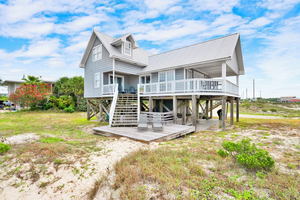 Sandy Pause is a 4 bedroom, 3 bath home