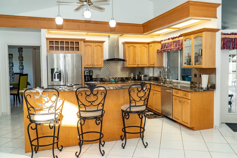 Fort Myers Home Kitchen (1)