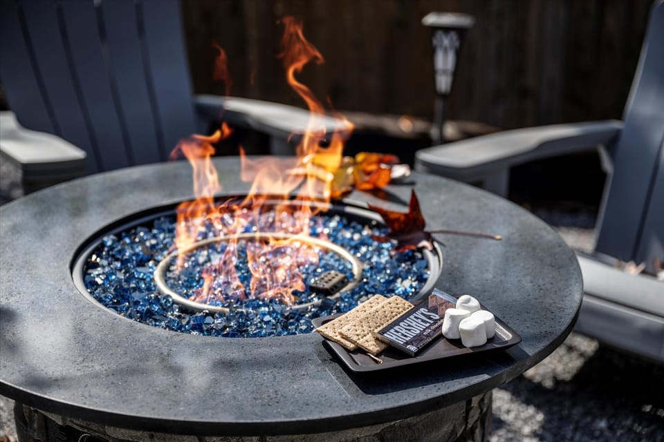 What's better than sitting 'round the fire at night? We even provide the smores!