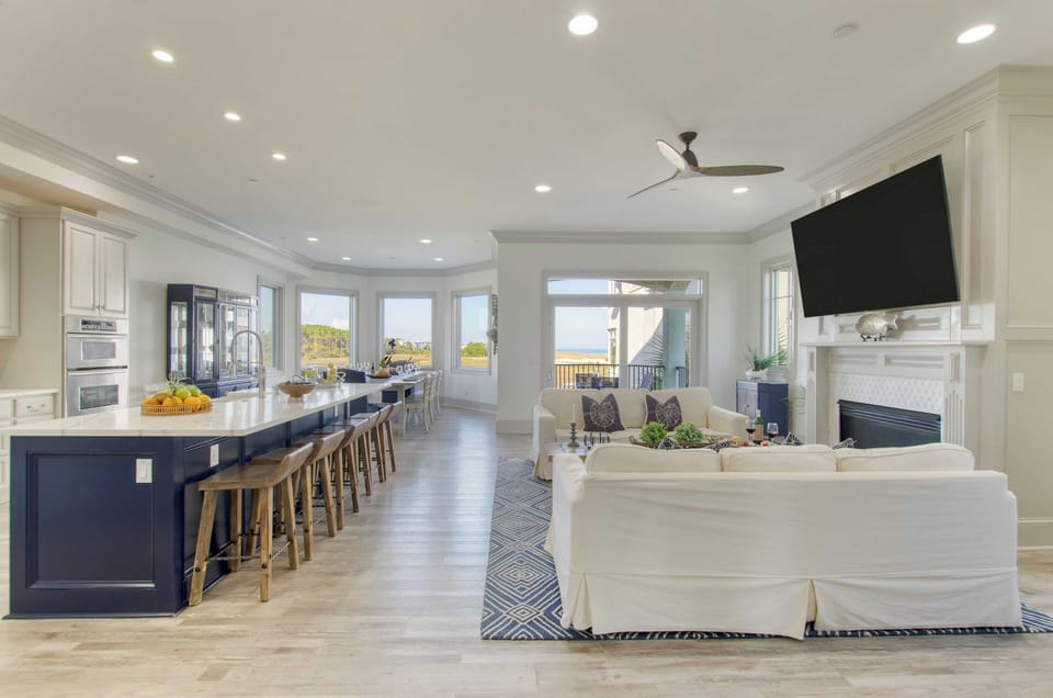 House (6 Bedrooms) | Interior
