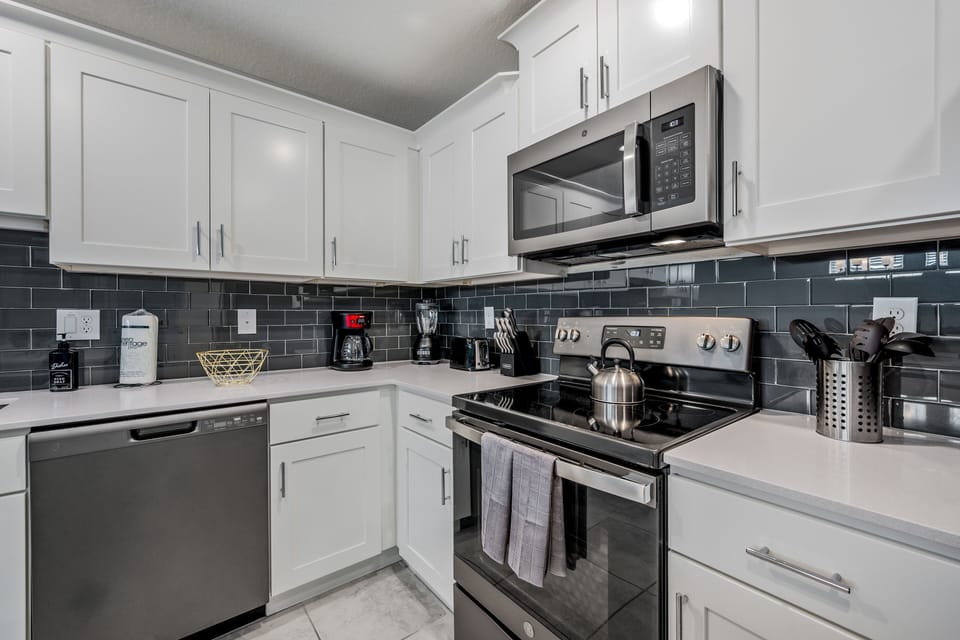 Fully outfitted kitchen