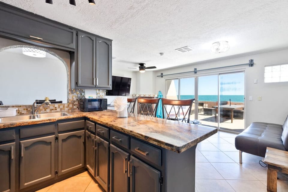 Kitchen and living room