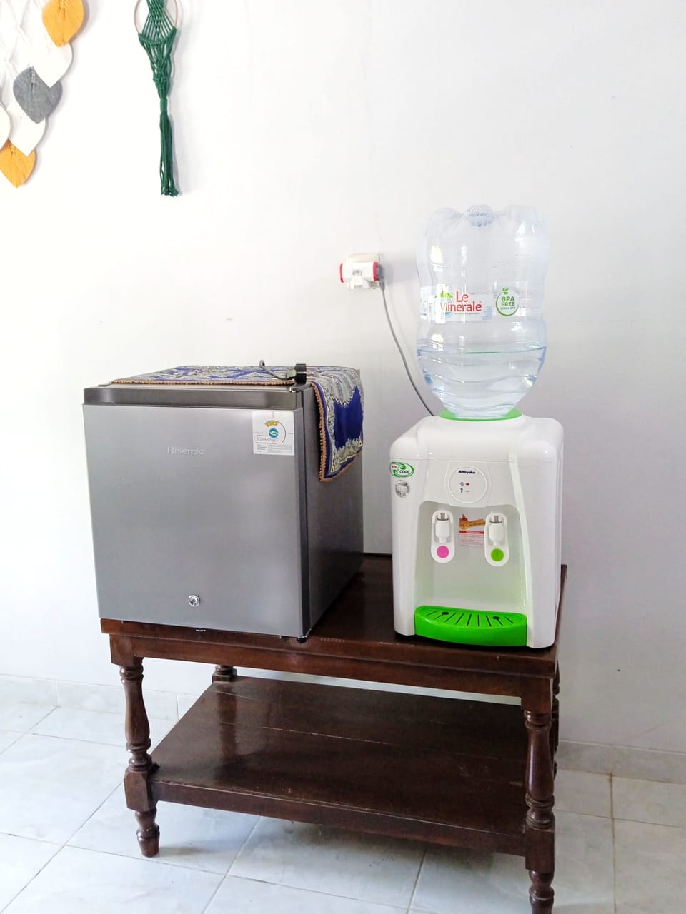 Comfort House | Private kitchen | Mini-fridge, rice cooker, cleaning supplies