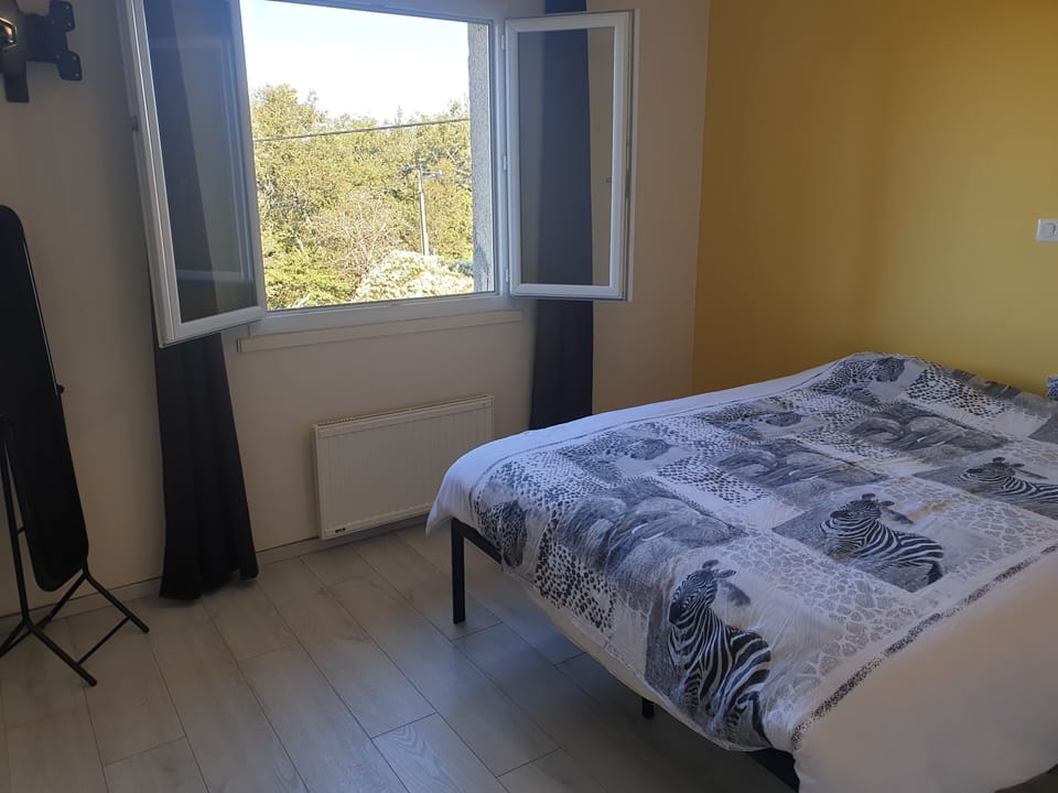 Room, Garden View | 1 bedroom, Select Comfort beds, individually furnished, desk