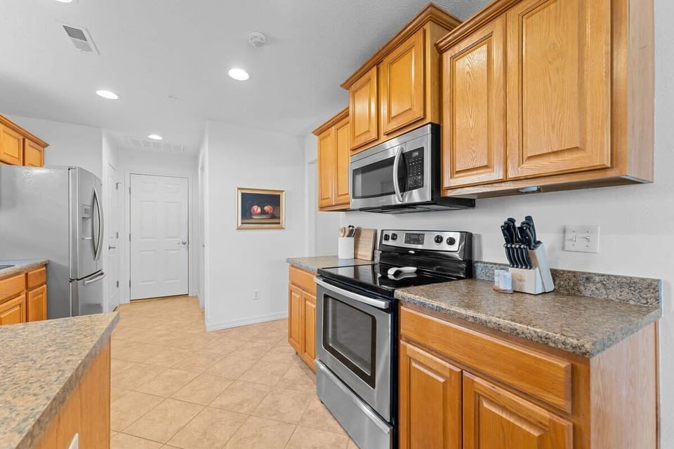 Stainless steel appliances and lots of counter space!
