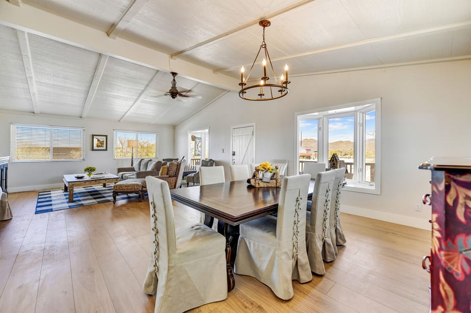 Spacious and Bright
