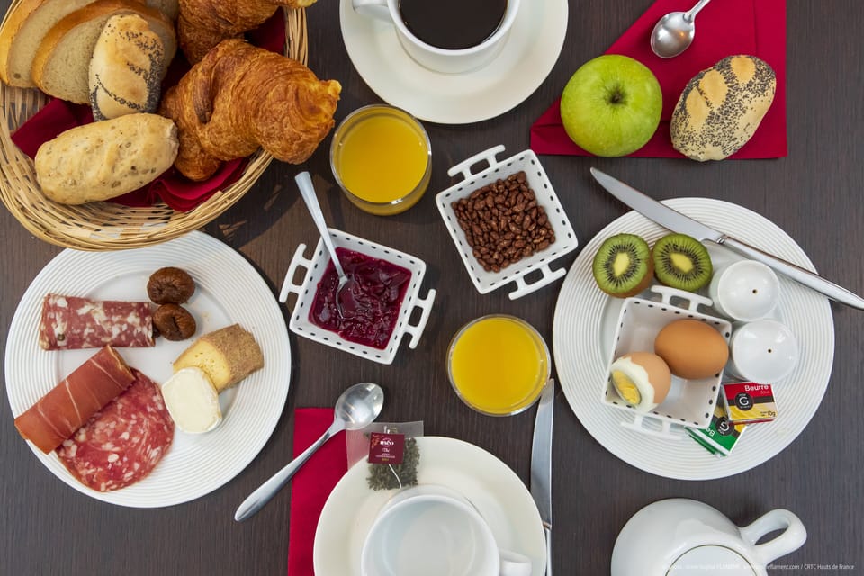 Breakfast meal