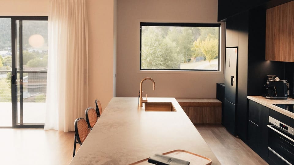 Full kitchen image 8