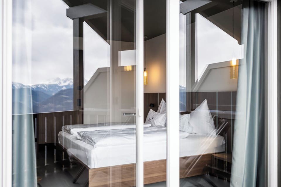 Superior Suite, 1 King Bed with Sofa bed, Balcony, Mountain View | Hypo-allergenic bedding, minibar, in-room safe, individually furnished
