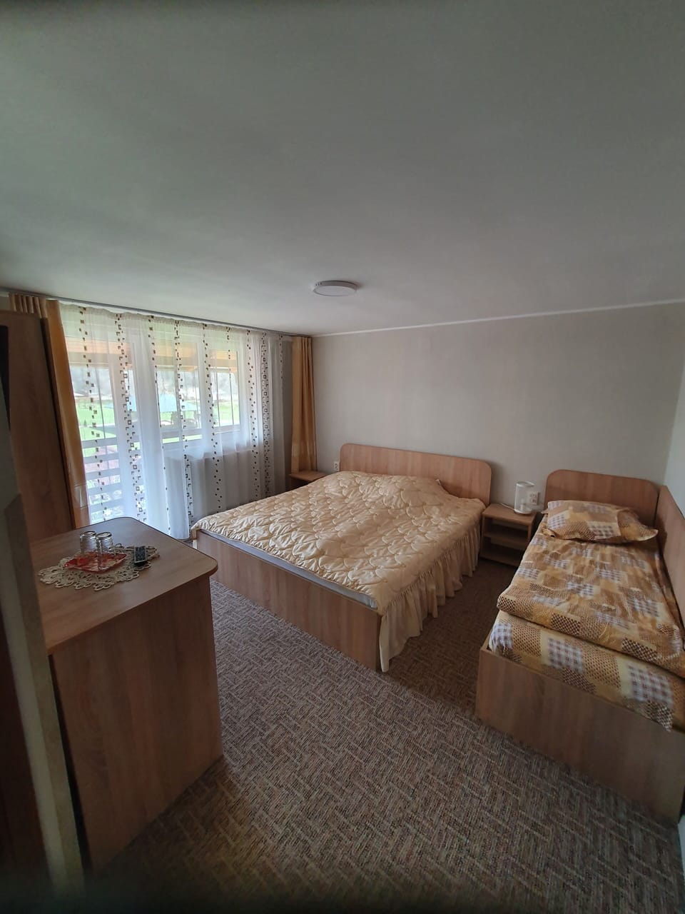 Standard Triple Room, Mountain View | Desk, free WiFi